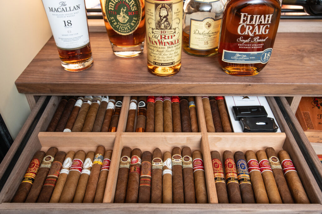 cigar drawer