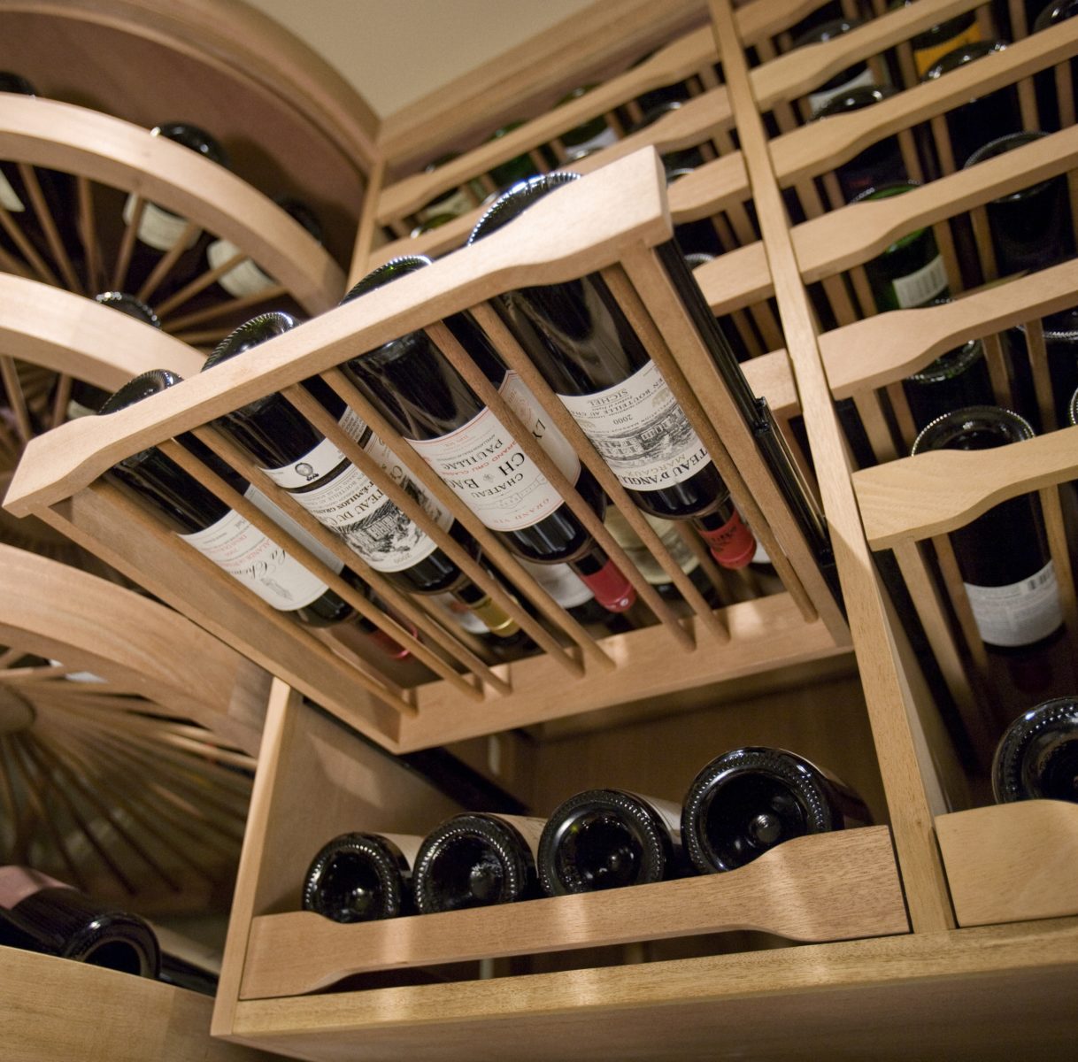 label view wine storage