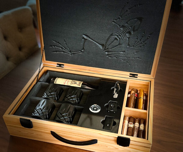 Custom Cigar Lovers Gift Box